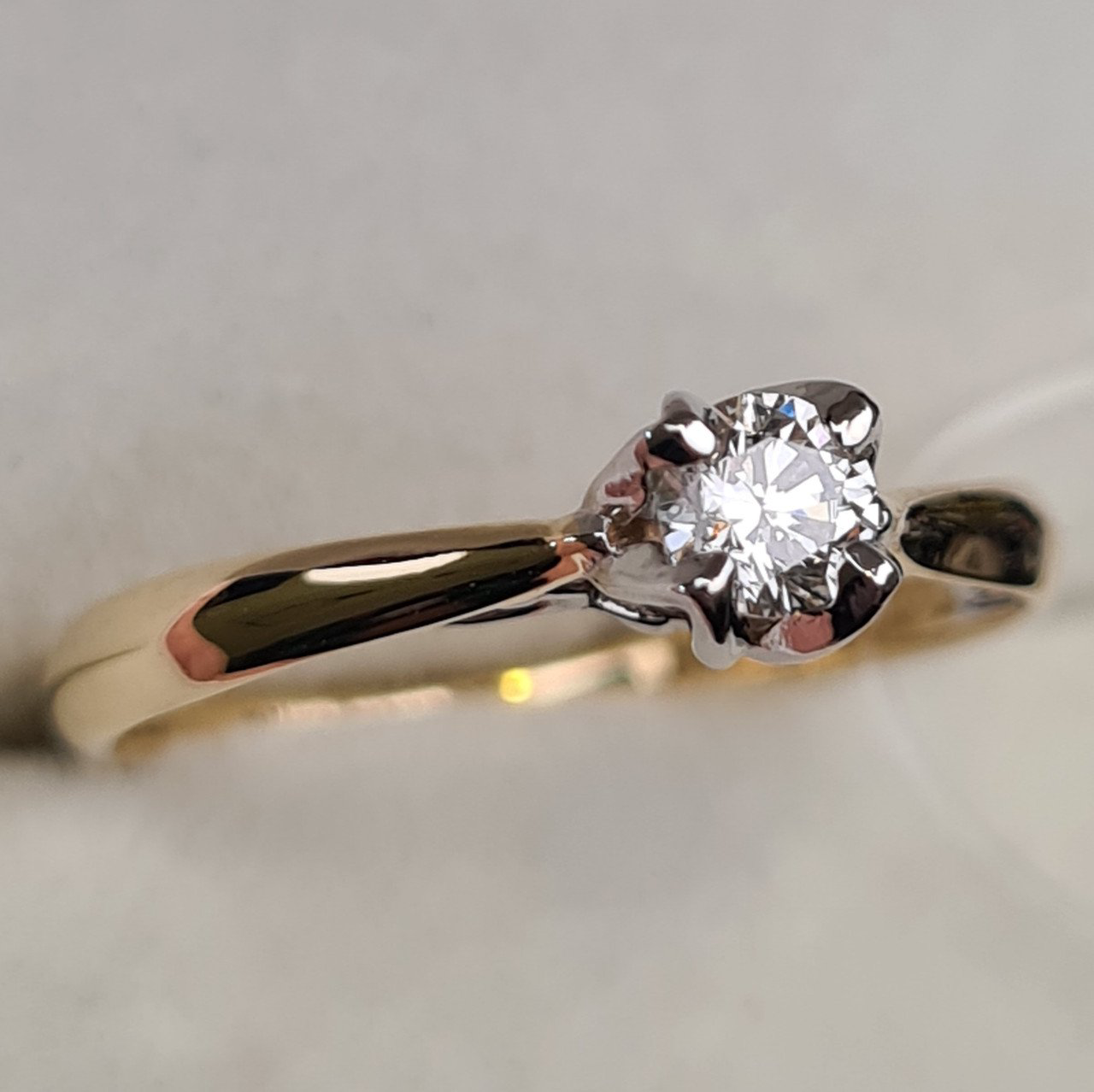 Кольцо Deimantas 98149684 16,5р 2,02гр 0,235ct. купить,NaN