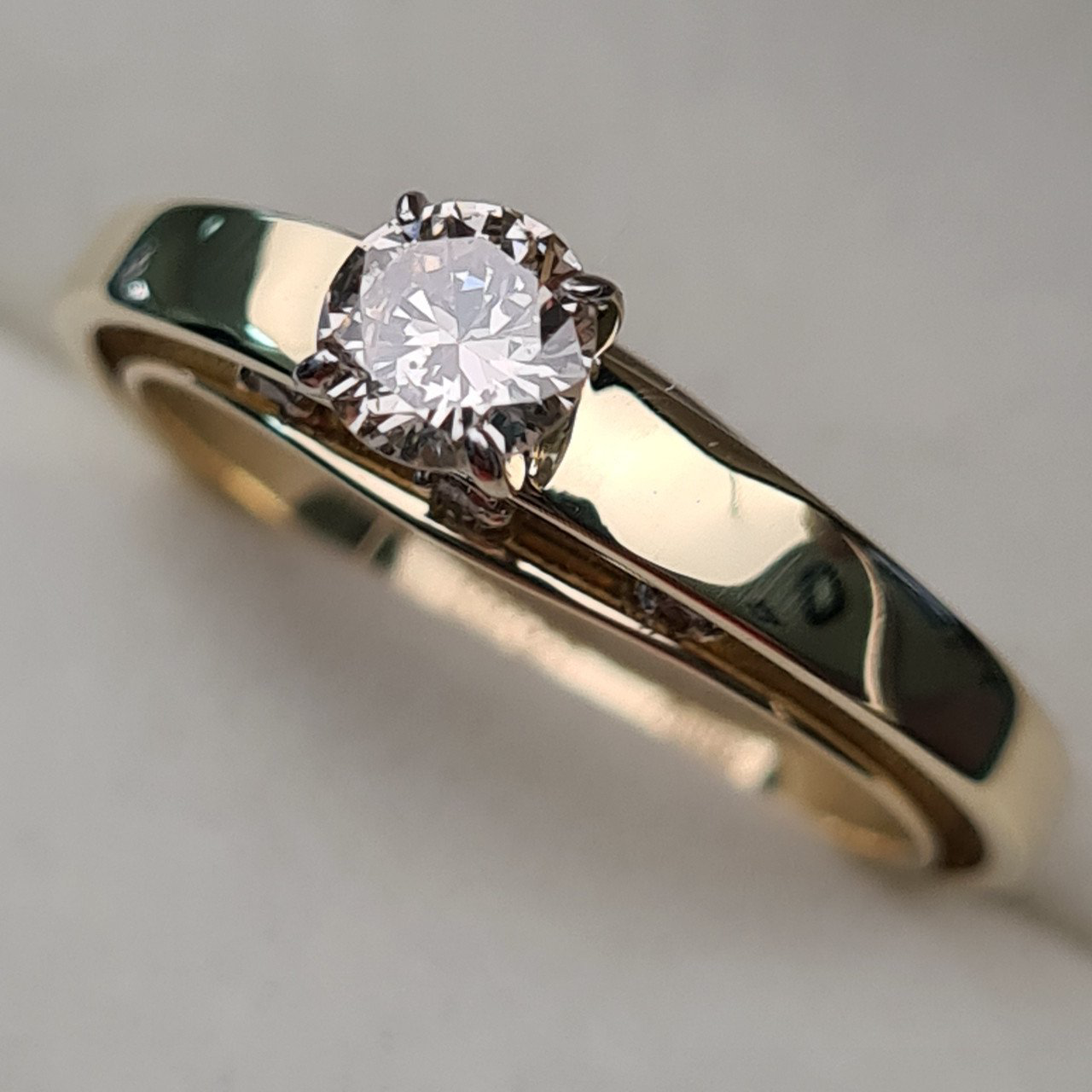 Кольцо Deimantas 93563780 17р 2,71гр 0,42ct. купить,NaN