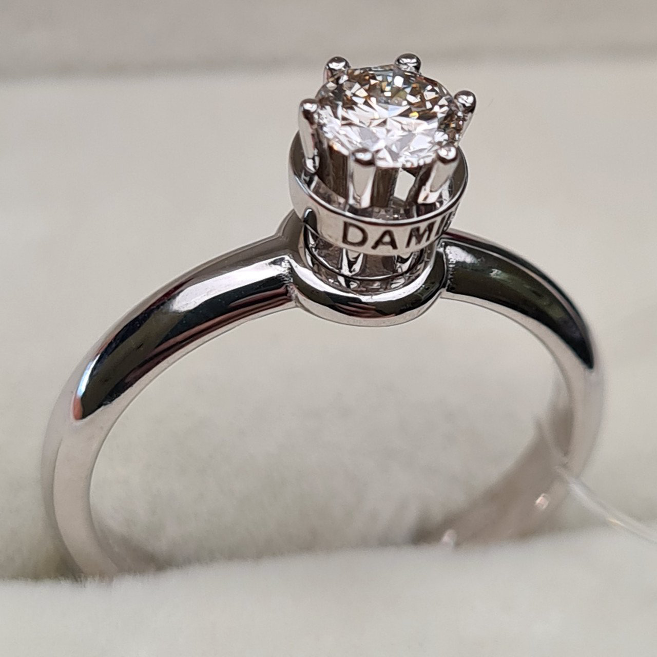 Кольцо Deimantas 98149694 16,5р 3,02гр 0,39ct. купить,NaN