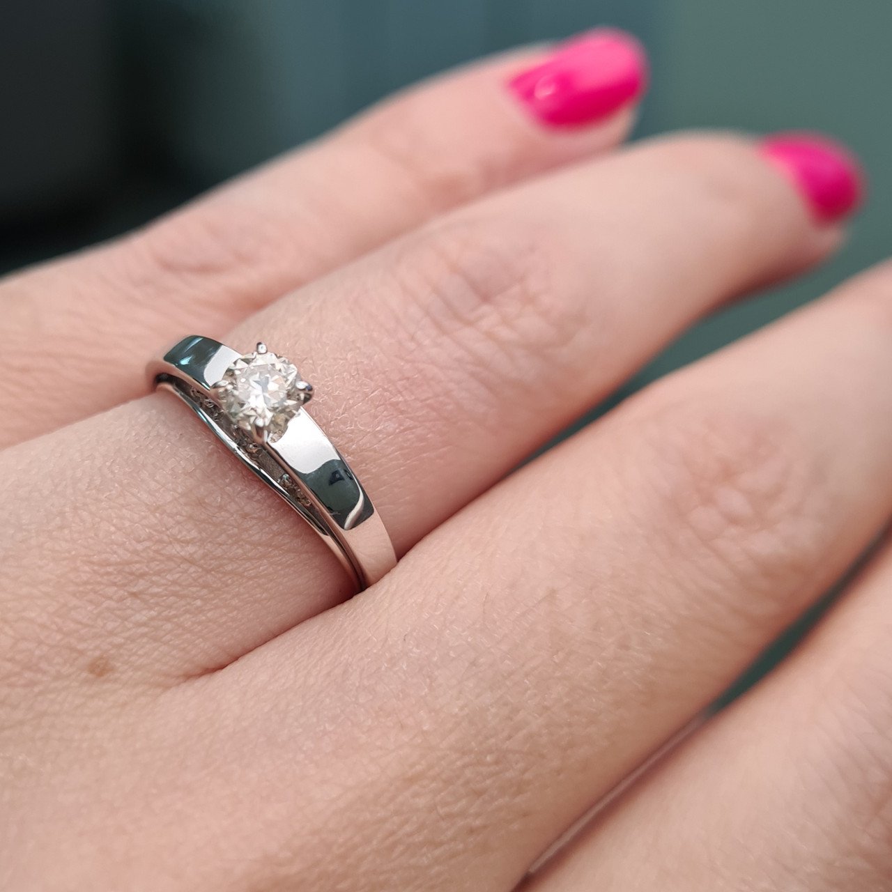 Кольцо Deimantas 93562230 17,5р 3,72гр 0,47ct. купить,NaN