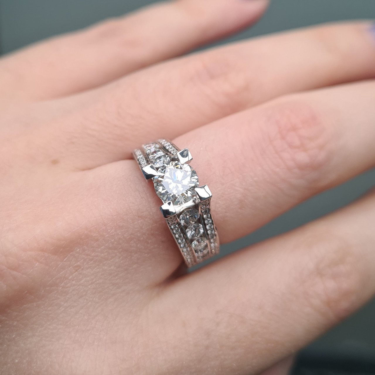 Кольцо Deimantas 95968436 17,5р 9,1гр 2,26ct. купить,NaN