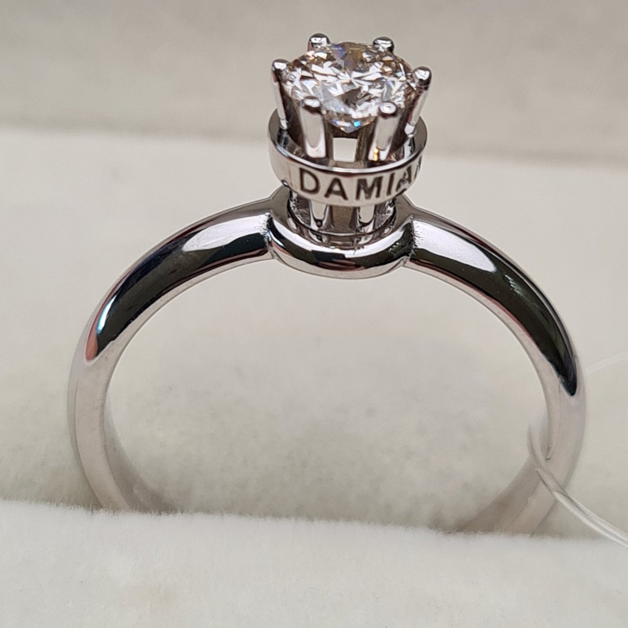 Кольцо Deimantas 98149694 16,5р 3,02гр 0,39ct. купить,NaN