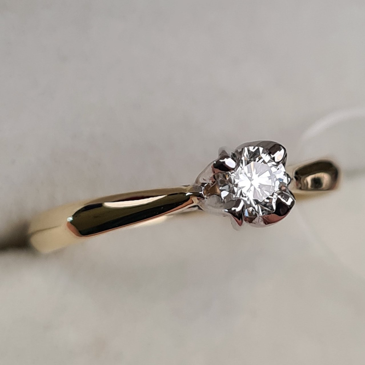 Кольцо Deimantas 98149684 16,5р 2,02гр 0,235ct. купить,NaN