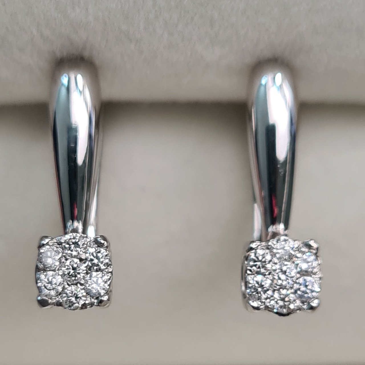Серьги Deimantas 93566980 3,04гр 0,20ct. купить,NaN
