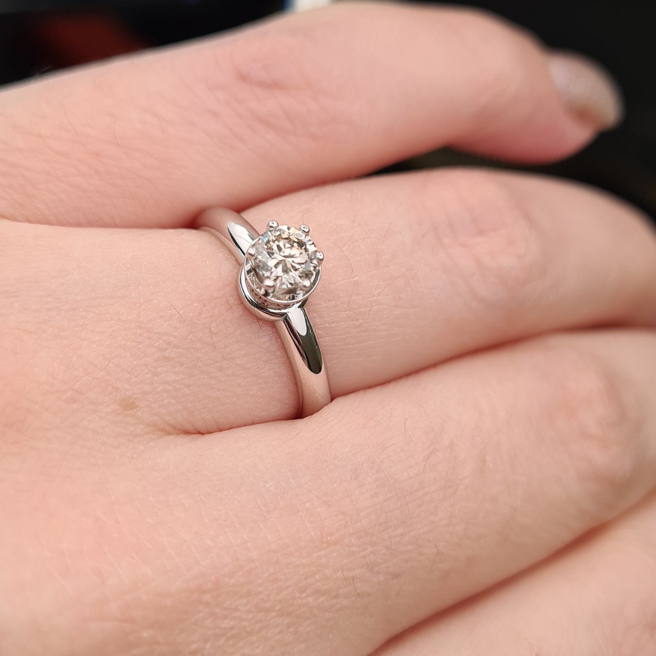 Кольцо Deimantas 98149694 16,5р 3,02гр 0,39ct. купить,NaN