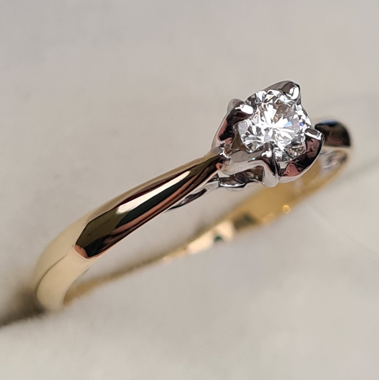 Кольцо Deimantas 98149684 16,5р 2,02гр 0,235ct. купить,NaN