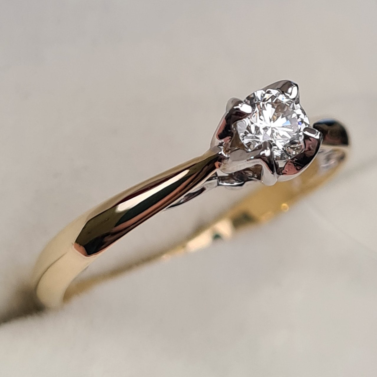 Кольцо Deimantas 98149684 16,5р 2,02гр 0,235ct. купить,NaN