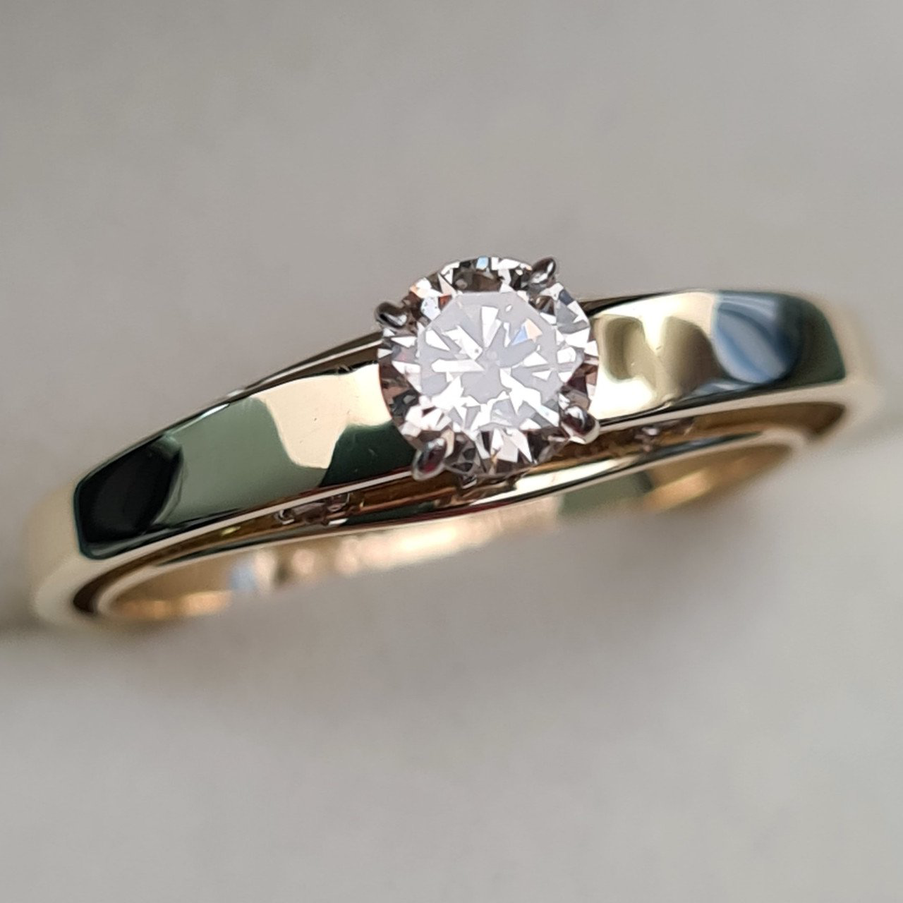 Кольцо Deimantas 93563780 17р 2,71гр 0,42ct. купить,NaN