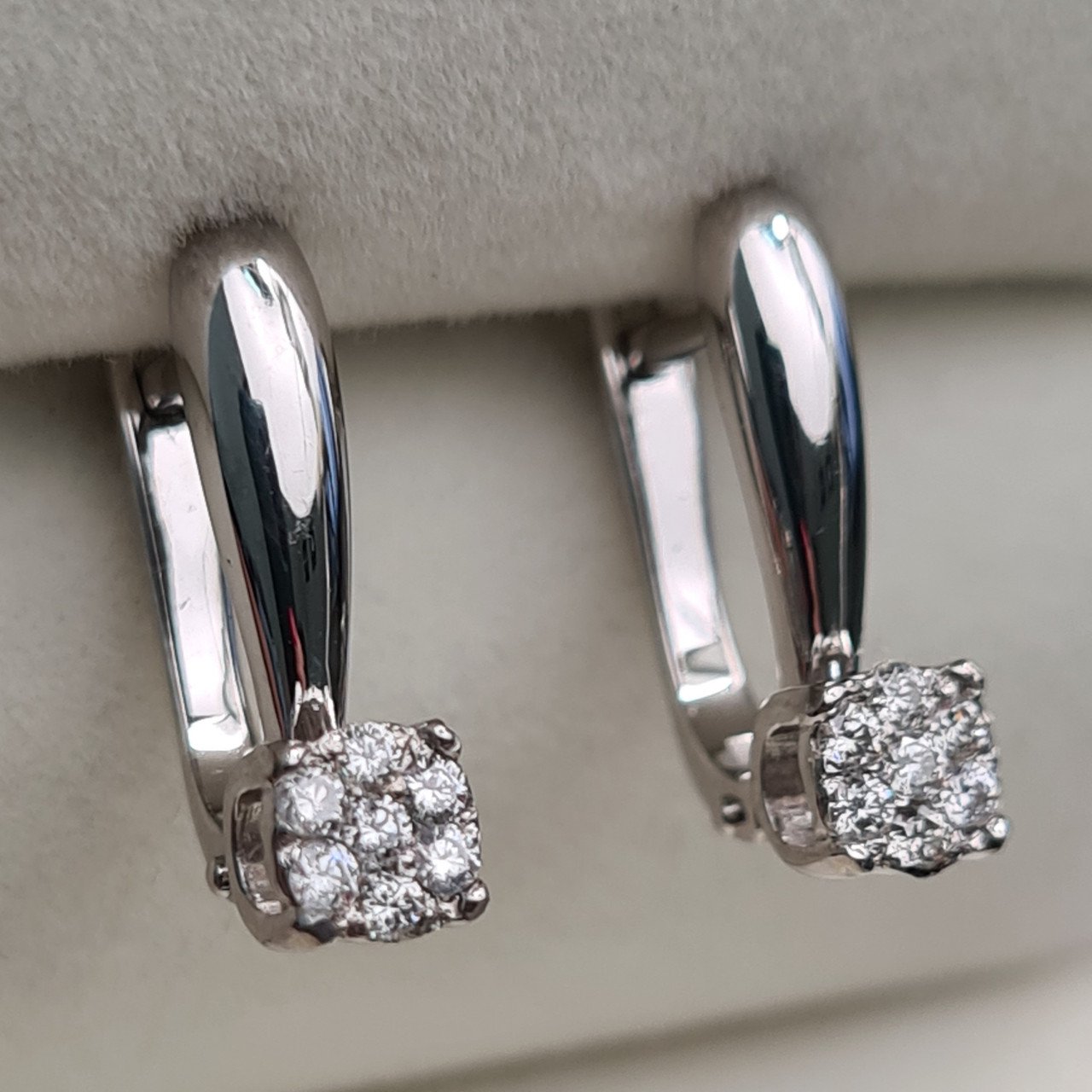 Серьги Deimantas 93566980 3,04гр 0,20ct. купить,NaN