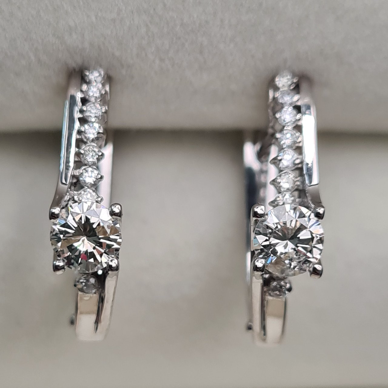 Серьги Deimantas 3,39гр 0,80ct. купить,NaN