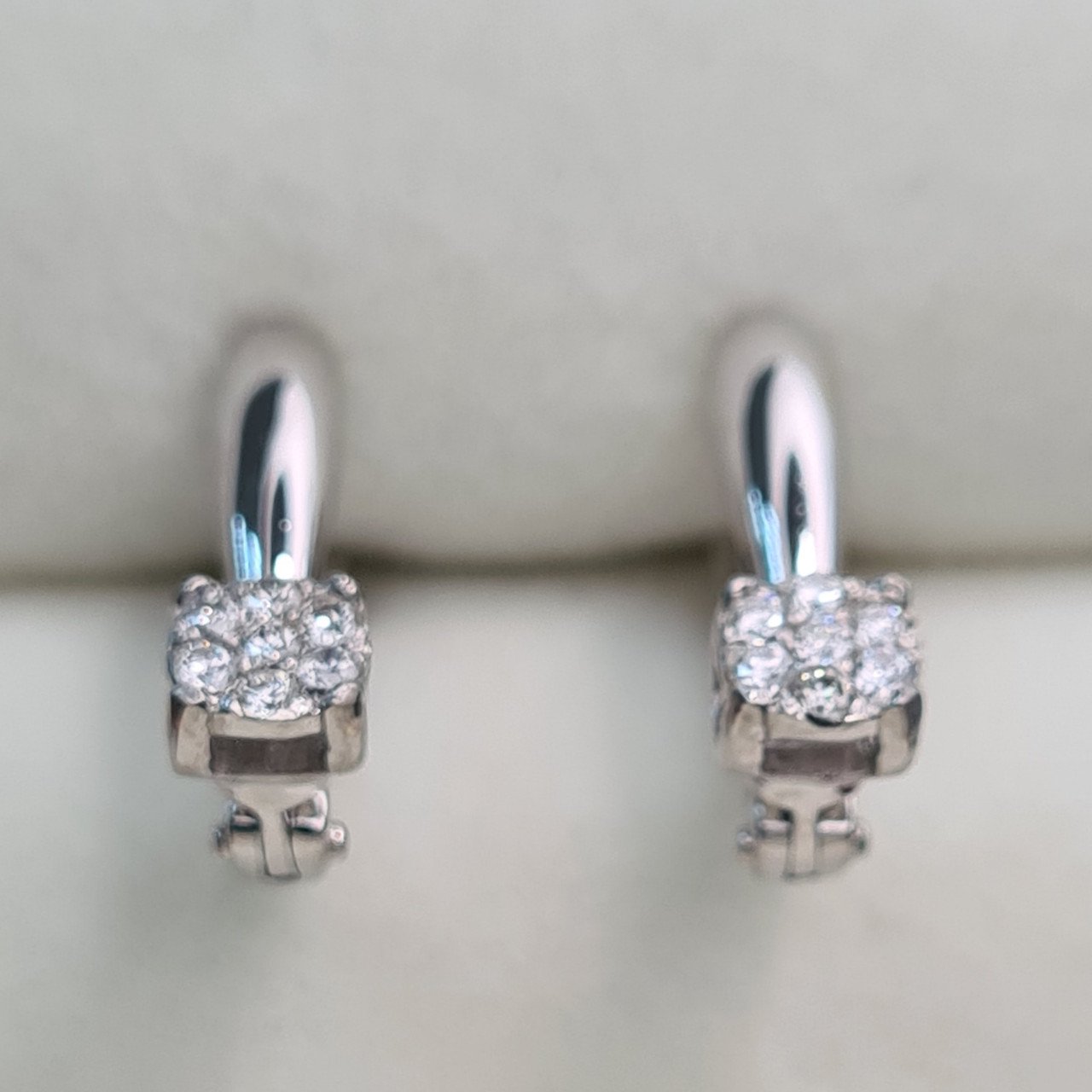 Серьги Deimantas 93566980 3,04гр 0,20ct. купить,NaN