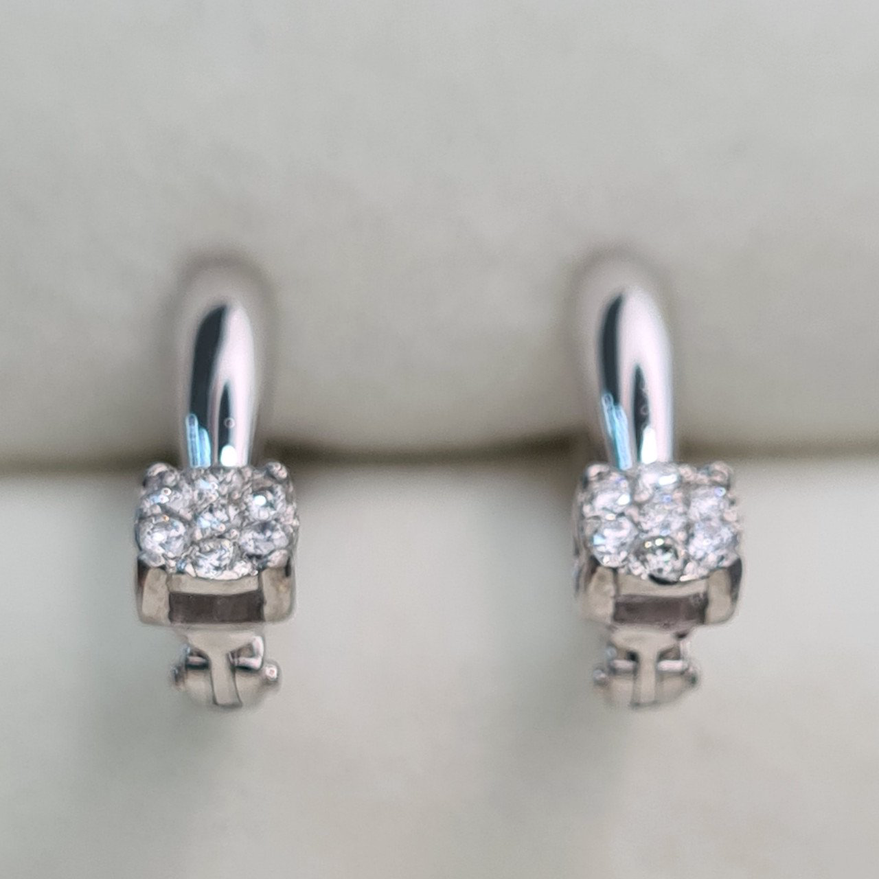Серьги Deimantas 93566980 3,04гр 0,20ct. купить,NaN