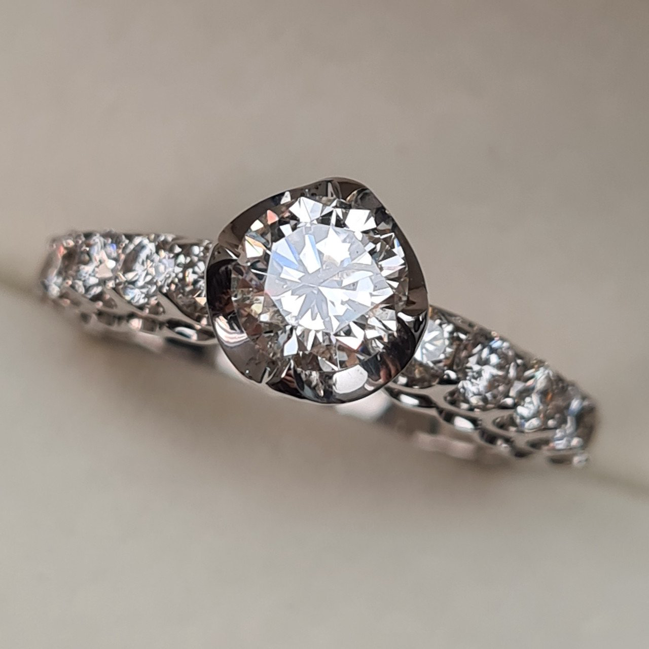 Кольцо Deimantas 95968437 17,5р 3,82гр 1,63ct. купить,NaN