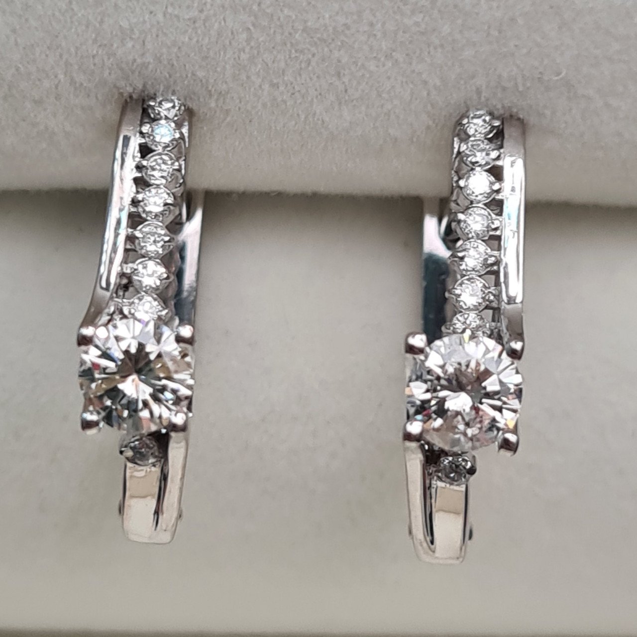 Серьги Deimantas 3,39гр 0,80ct. купить,NaN