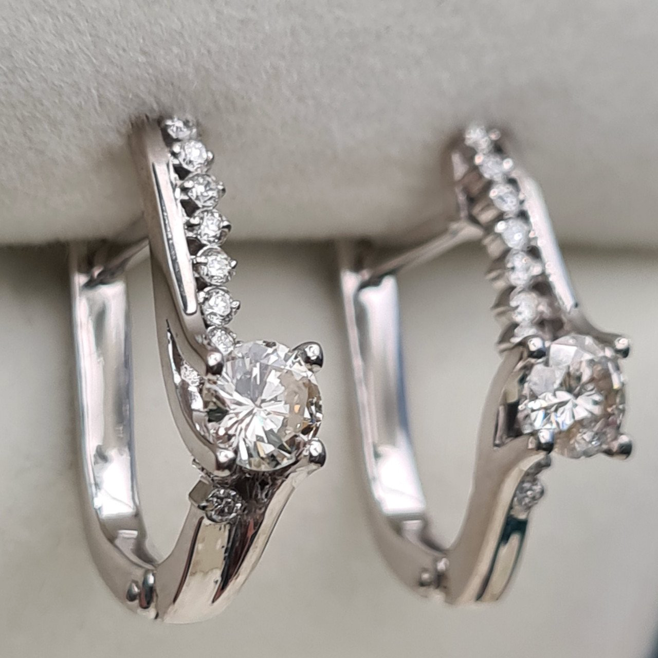 Серьги Deimantas 3,39гр 0,80ct. купить,NaN