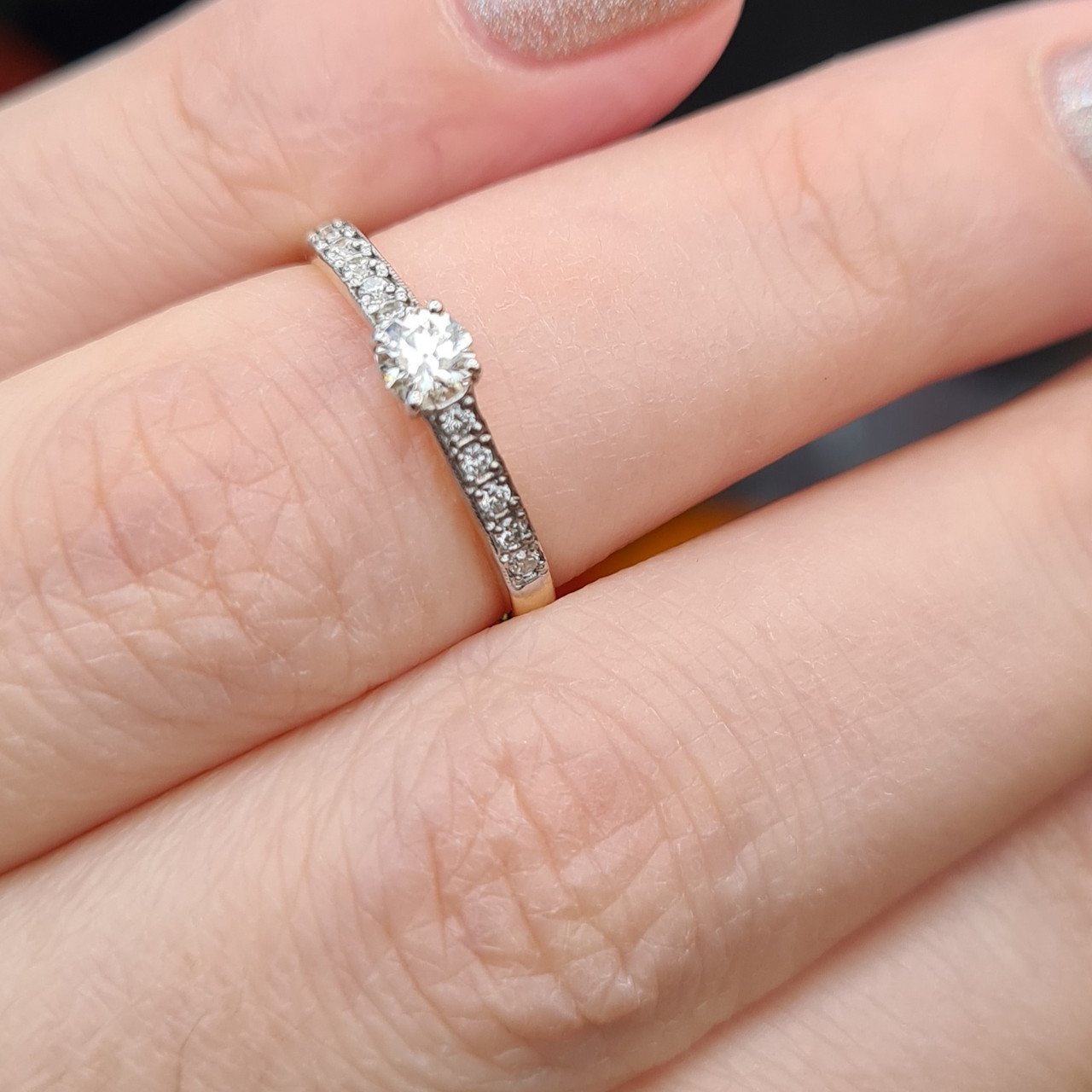 Кольцо Deimantas 98149702 15,5р 1,52гр 0,275ct. купить,NaN