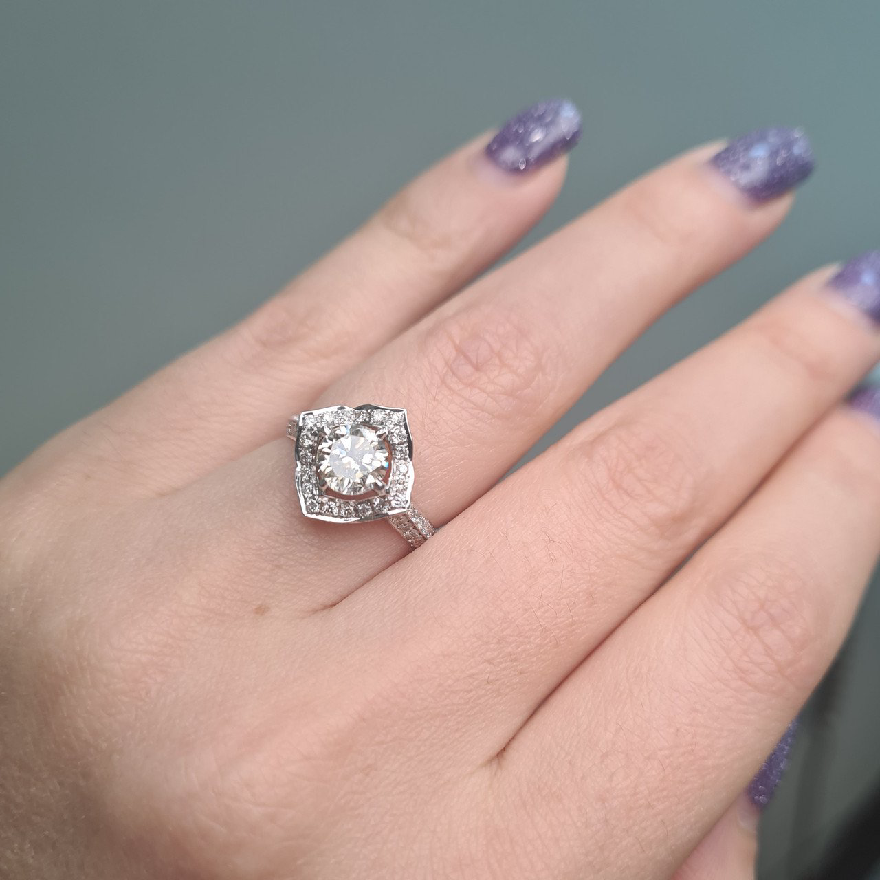 Кольцо Deimantas 95968442 16,5р 3,92гр 1,75ct. купить,NaN