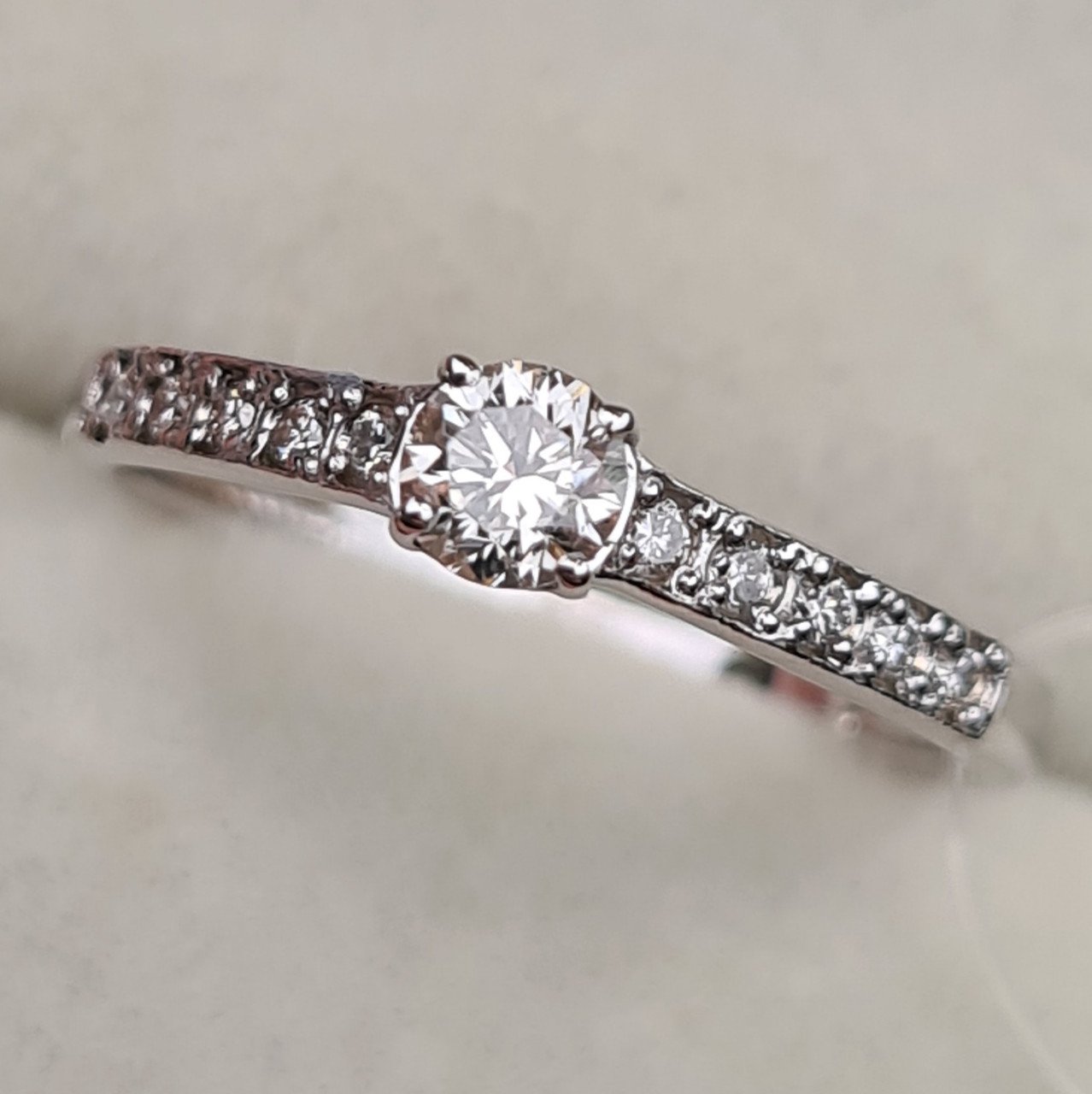 Кольцо Deimantas 98149714 16р 1,38гр 0,29ct. купить,NaN