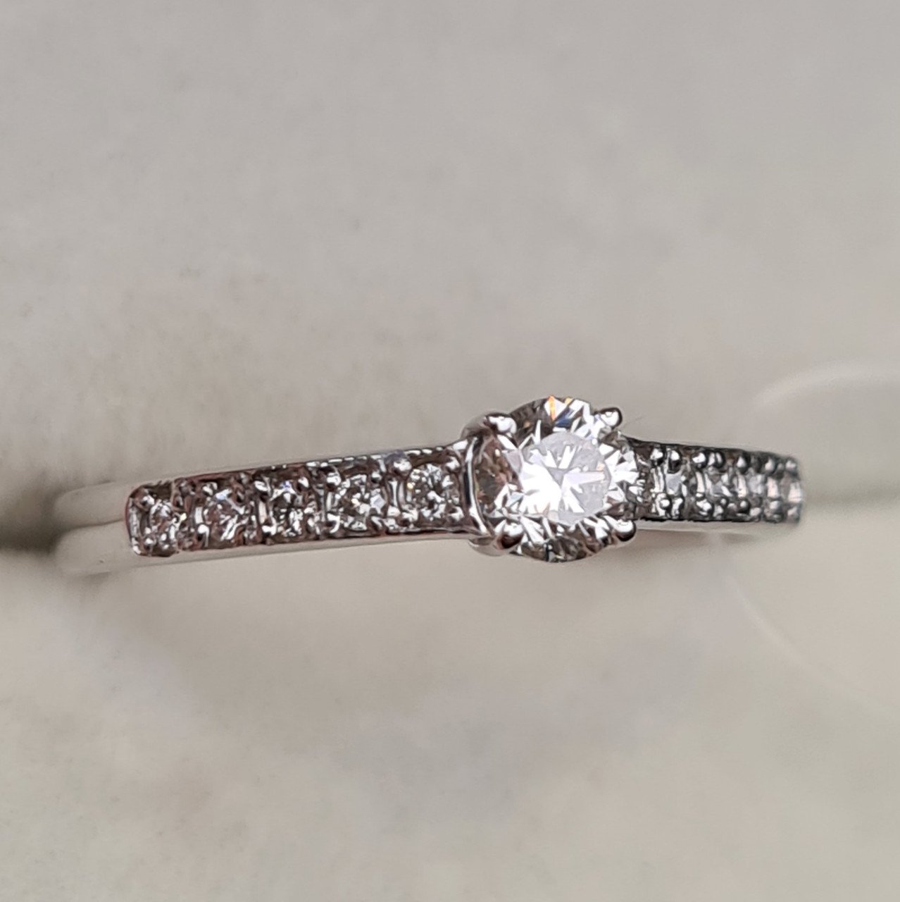 Кольцо Deimantas 98149714 16р 1,38гр 0,29ct. купить,NaN