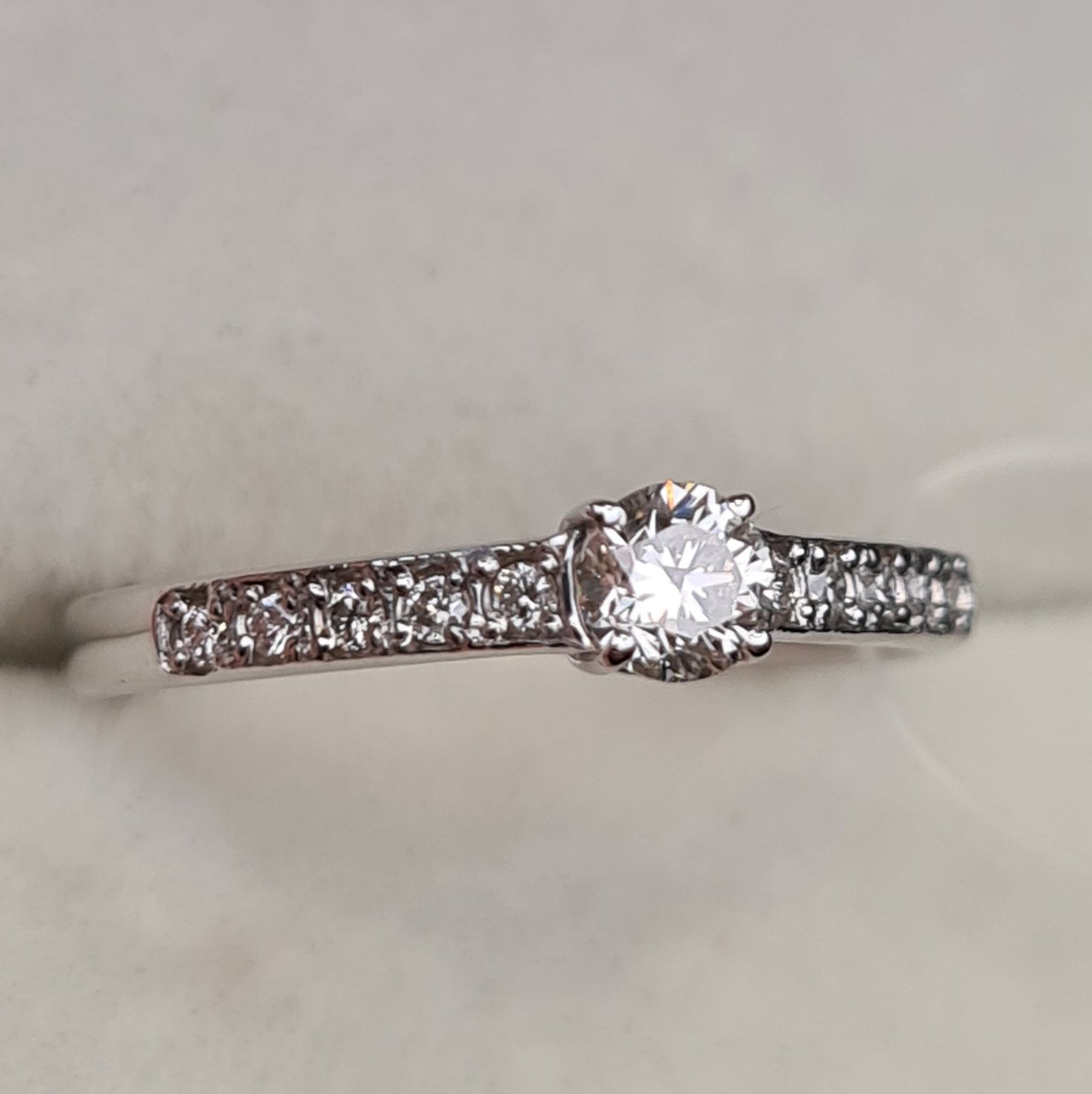 Кольцо Deimantas 98149714 16р 1,38гр 0,29ct. купить,NaN