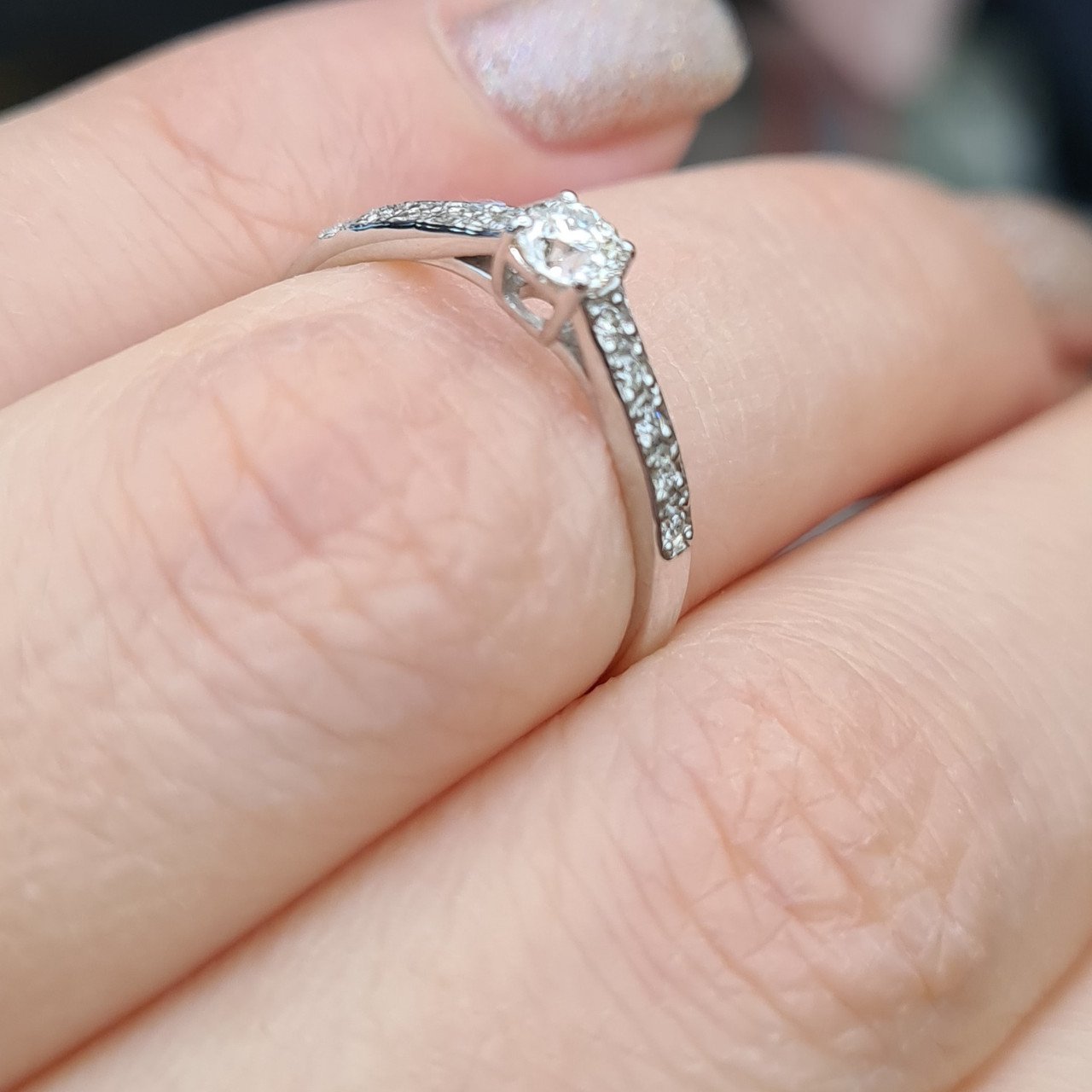 Кольцо Deimantas 98149714 16р 1,38гр 0,29ct. купить,NaN
