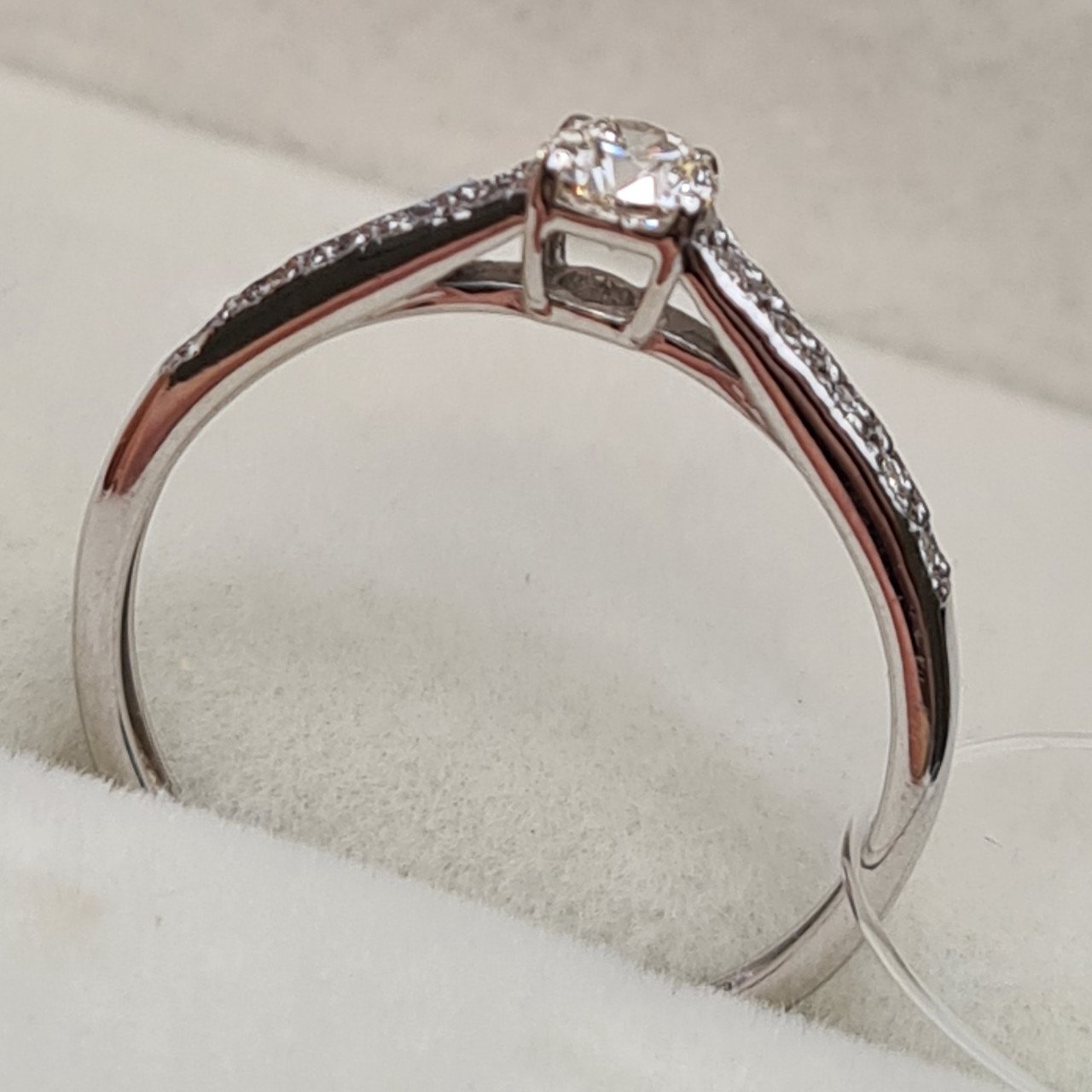 Кольцо Deimantas 98149714 16р 1,38гр 0,29ct. купить,NaN