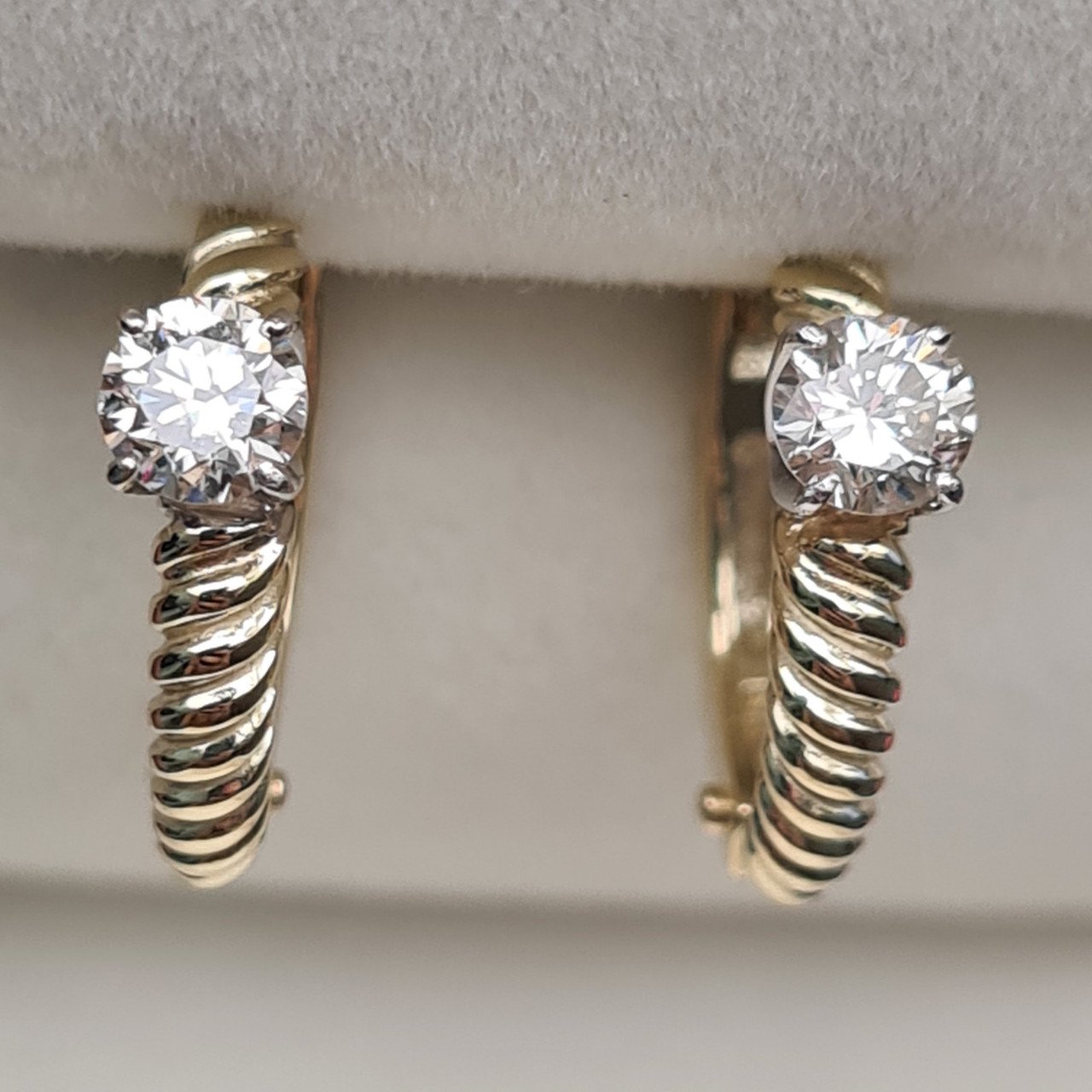Серьги Deimantas 2,67гр 0,40ct. купить,NaN