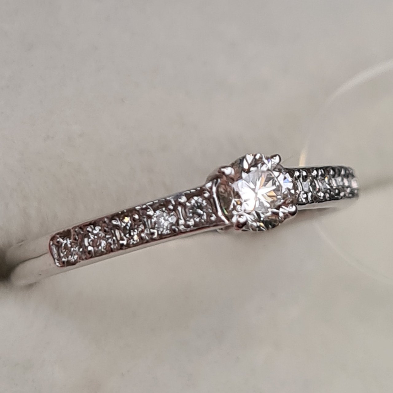 Кольцо Deimantas 98149714 16р 1,38гр 0,29ct. купить,NaN