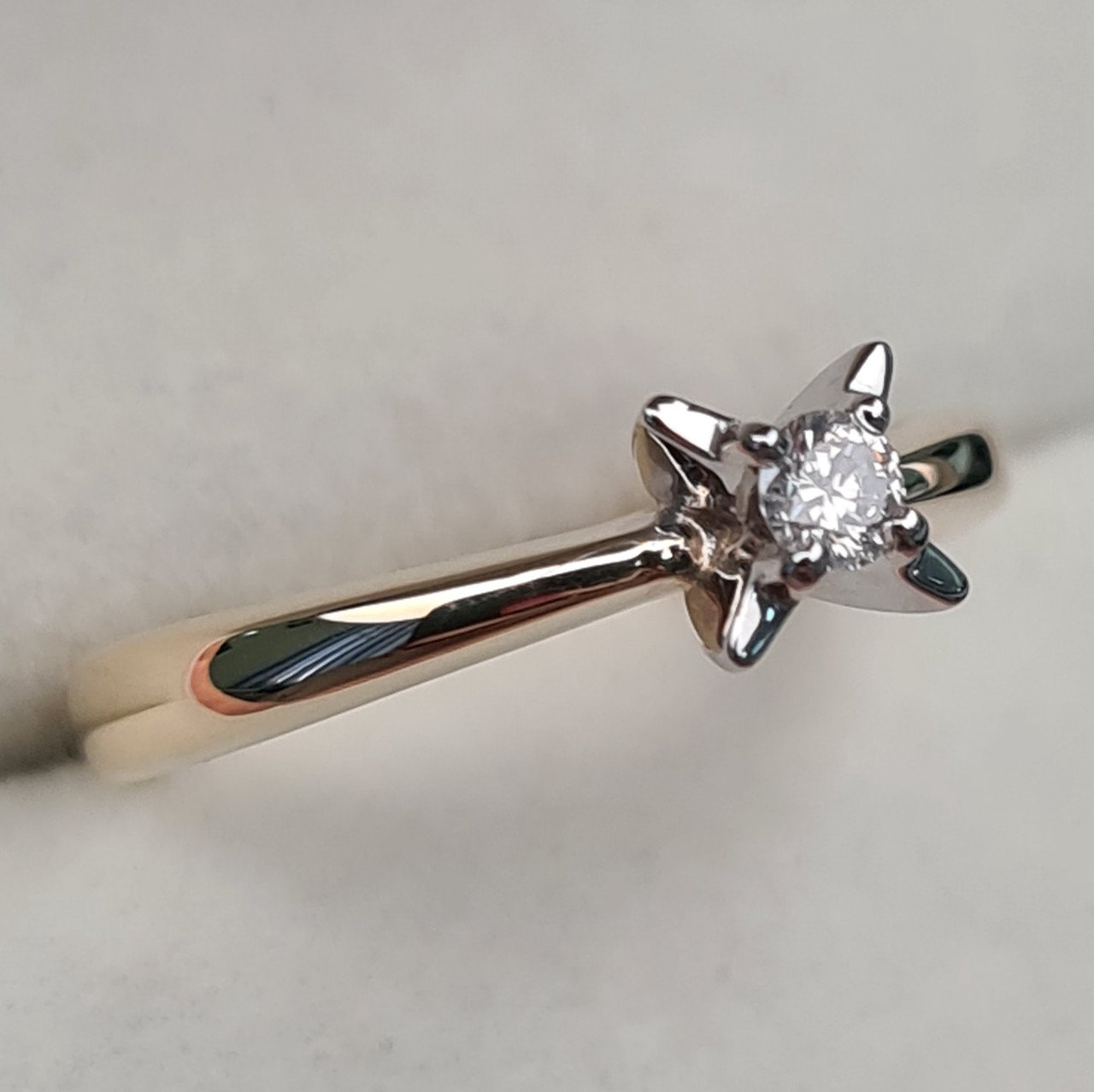 Кольцо Deimantas 98167352 18р 1гр 0,088ct. купить,NaN