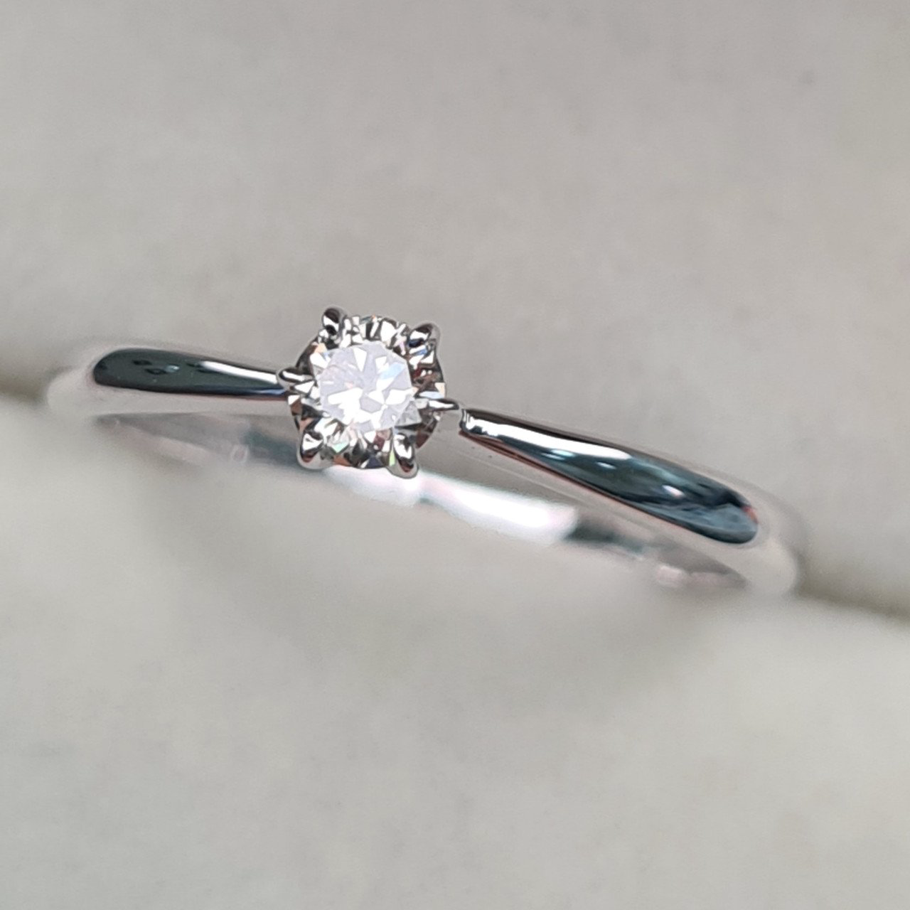 Кольцо Deimantas 98167360 15,5р 1,22гр 0,18ct. купить,NaN