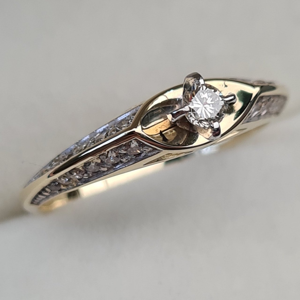 Кольцо Deimantas 93721934 16,5р 1,61гр 0,45ct. купить,NaN