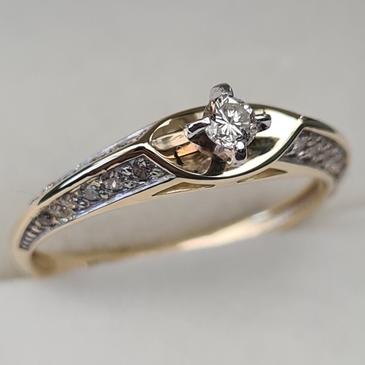 Кольцо Deimantas 93721934 16,5р 1,61гр 0,45ct. купить,NaN