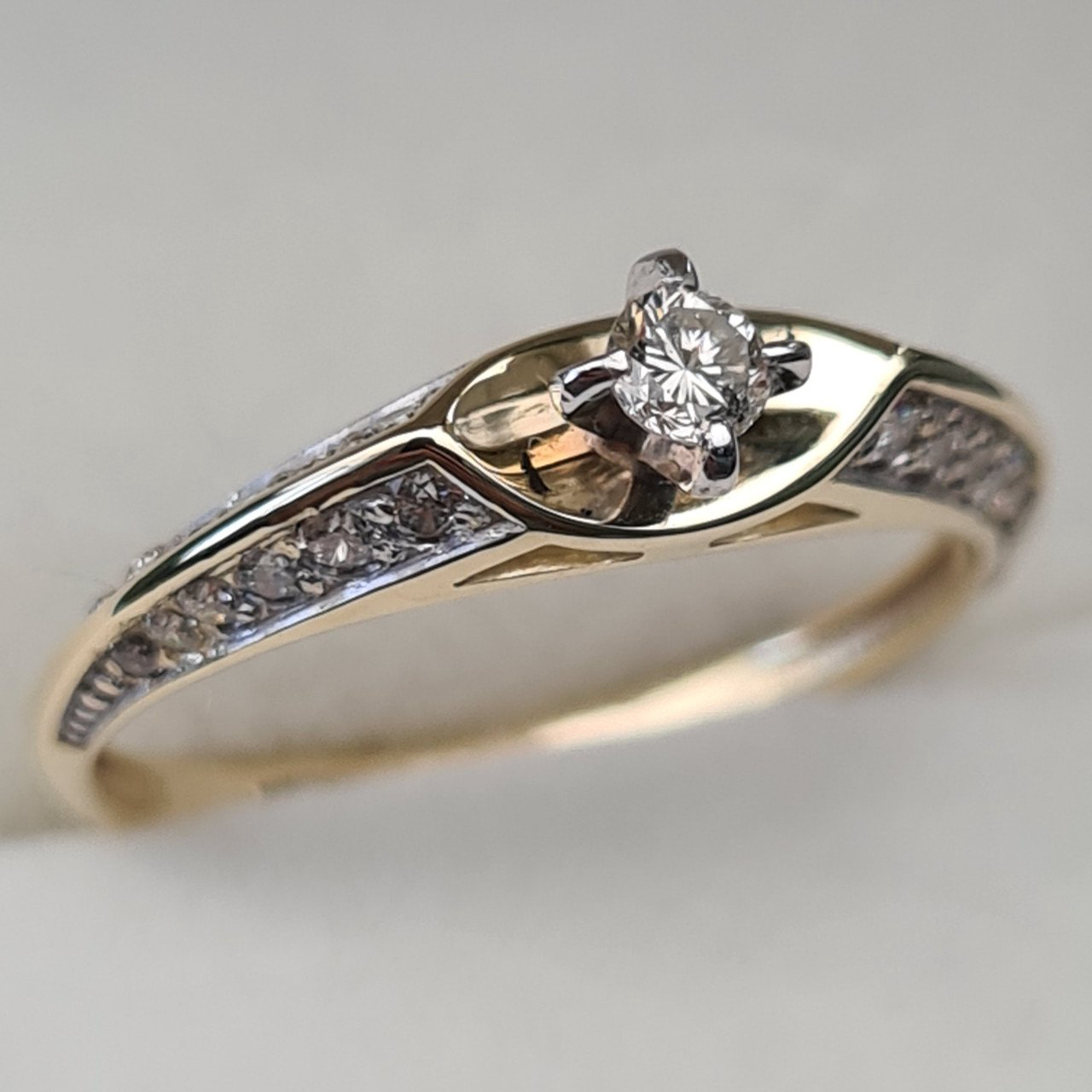 Кольцо Deimantas 93721934 16,5р 1,61гр 0,45ct. купить,NaN