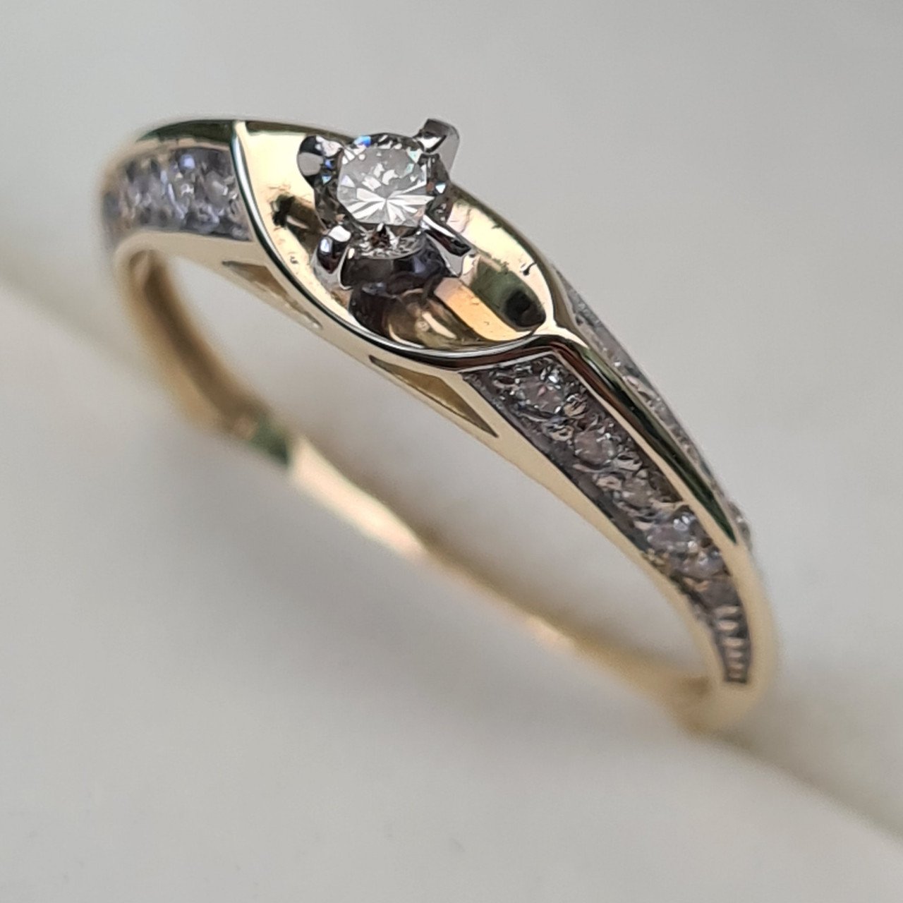 Кольцо Deimantas 93721934 16,5р 1,61гр 0,45ct. купить,NaN