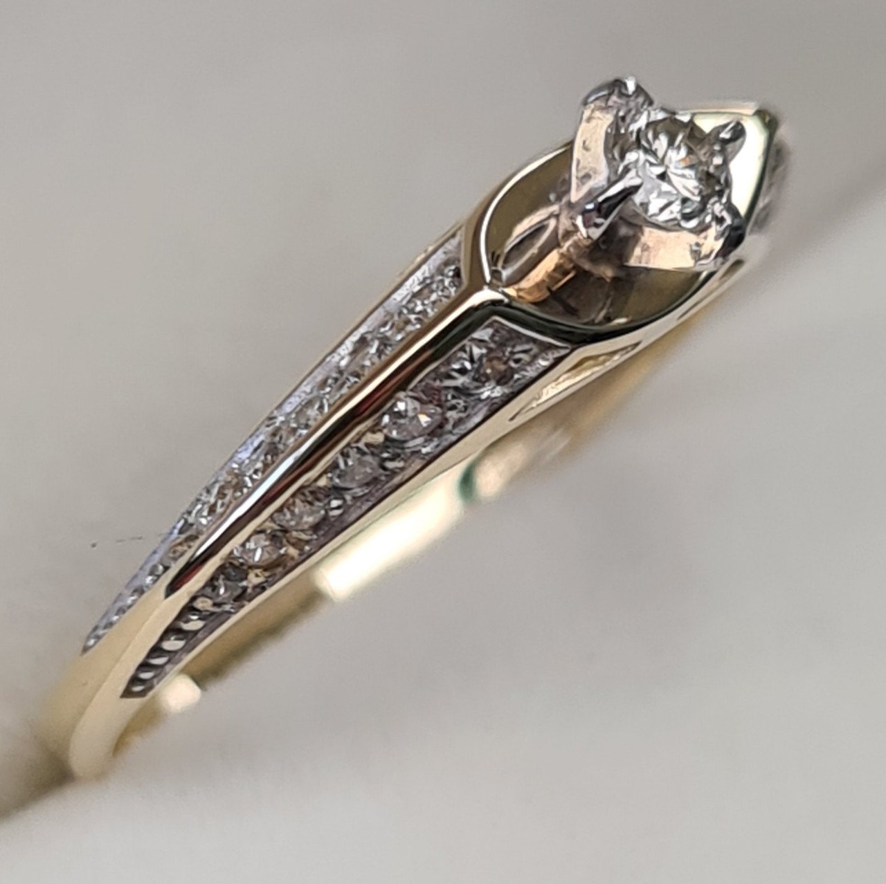 Кольцо Deimantas 93721934 16,5р 1,61гр 0,45ct. купить,NaN