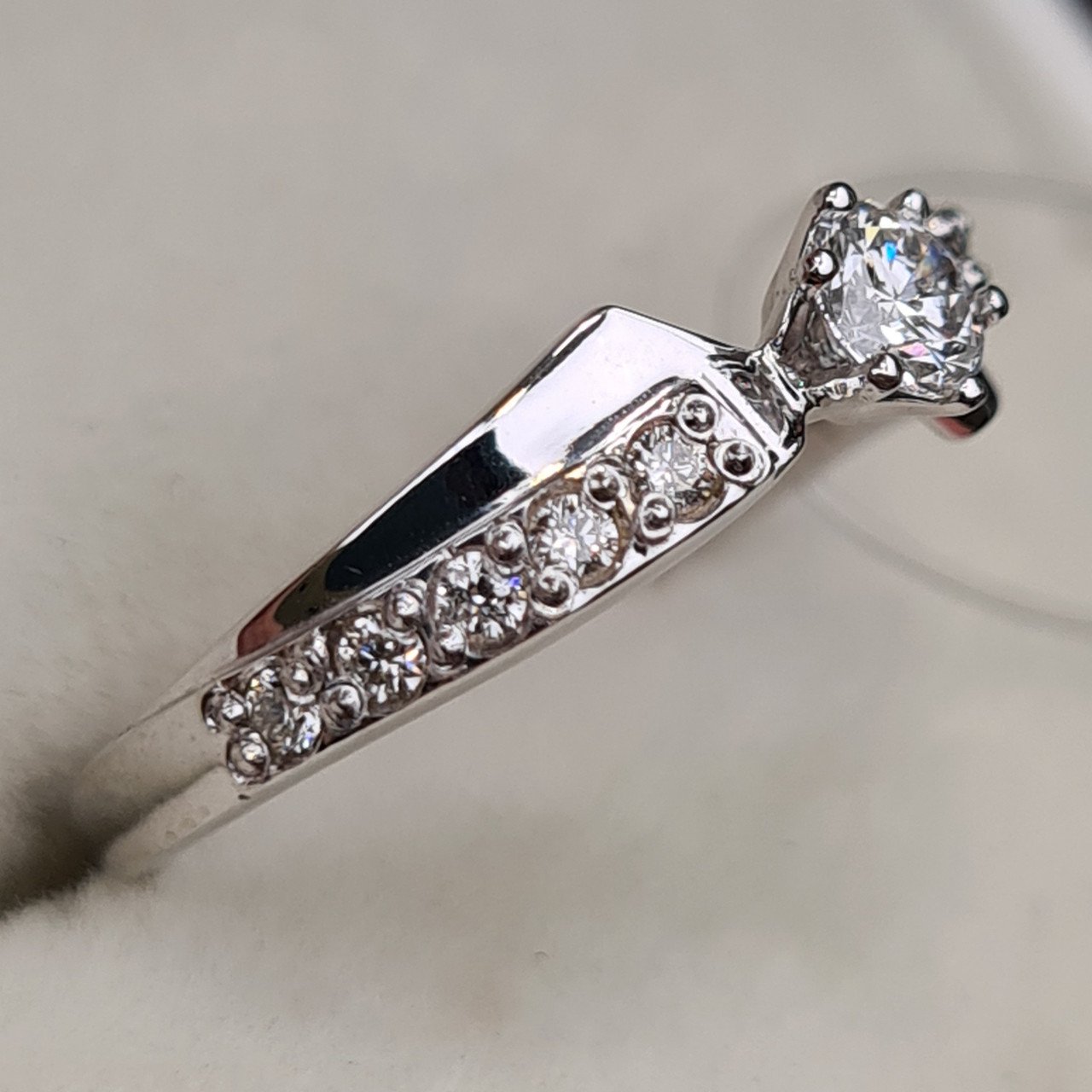Кольцо Deimantas 98167374 16р 2,61гр 0,34ct. купить,NaN