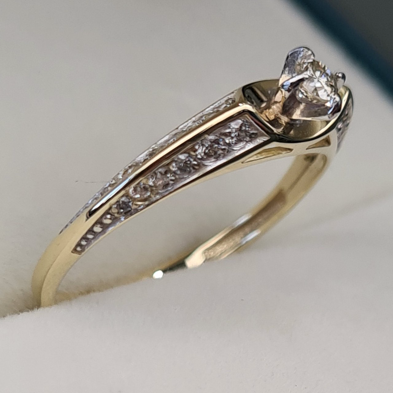 Кольцо Deimantas 93721934 16,5р 1,61гр 0,45ct. купить,NaN