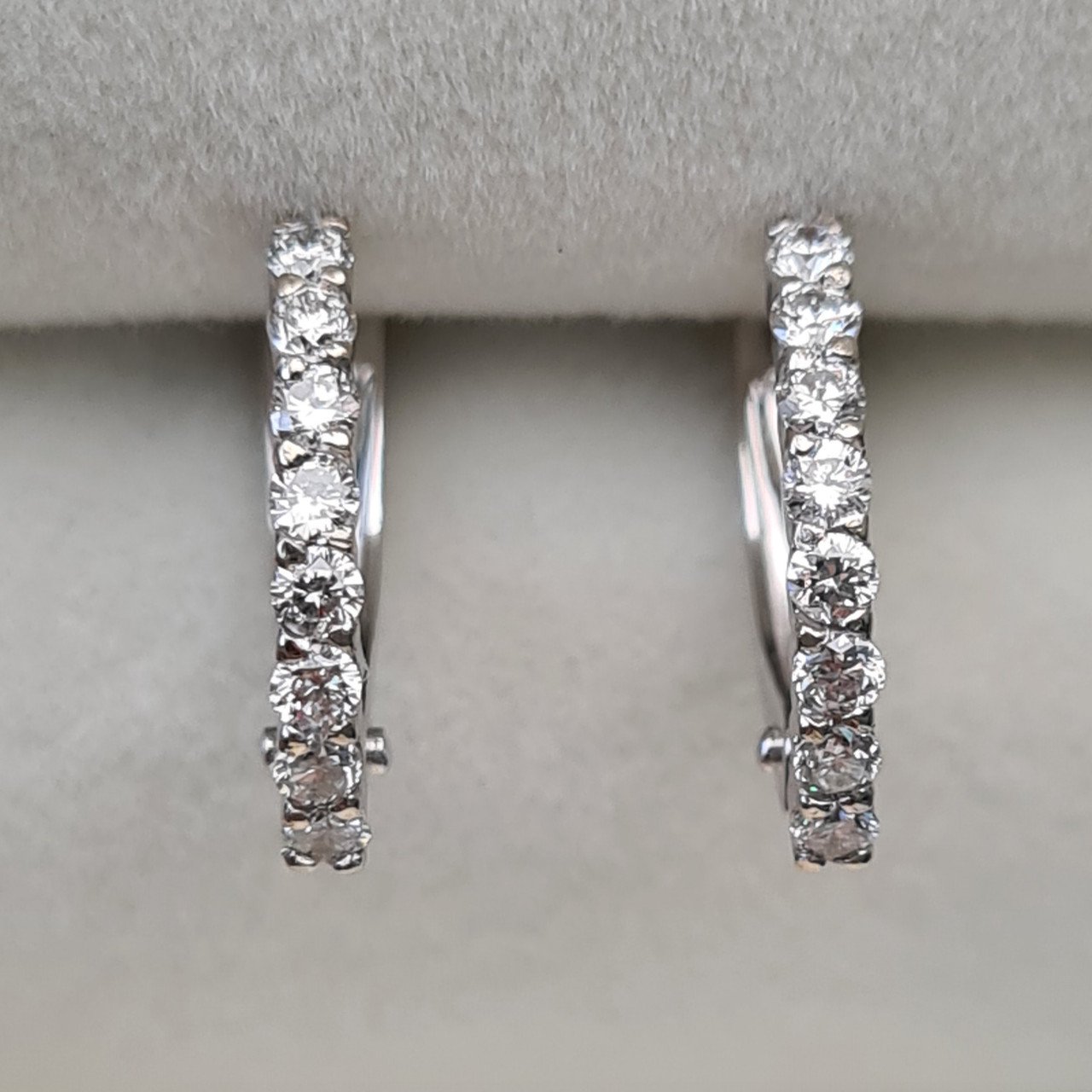 Серьги Deimantas 93722618 1,59гр 0,40ct. купить,NaN
