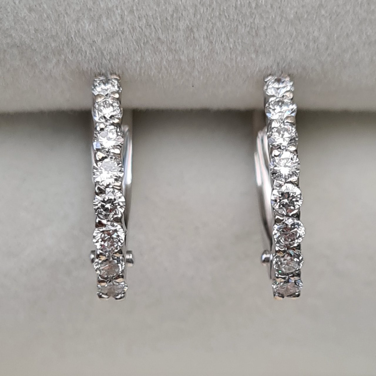 Серьги Deimantas 93722618 1,59гр 0,40ct. купить,NaN