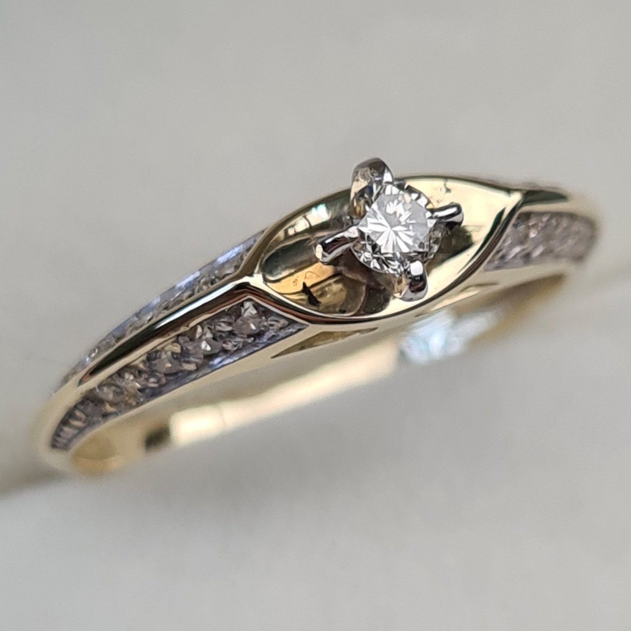 Кольцо Deimantas 93721934 16,5р 1,61гр 0,45ct. купить,NaN