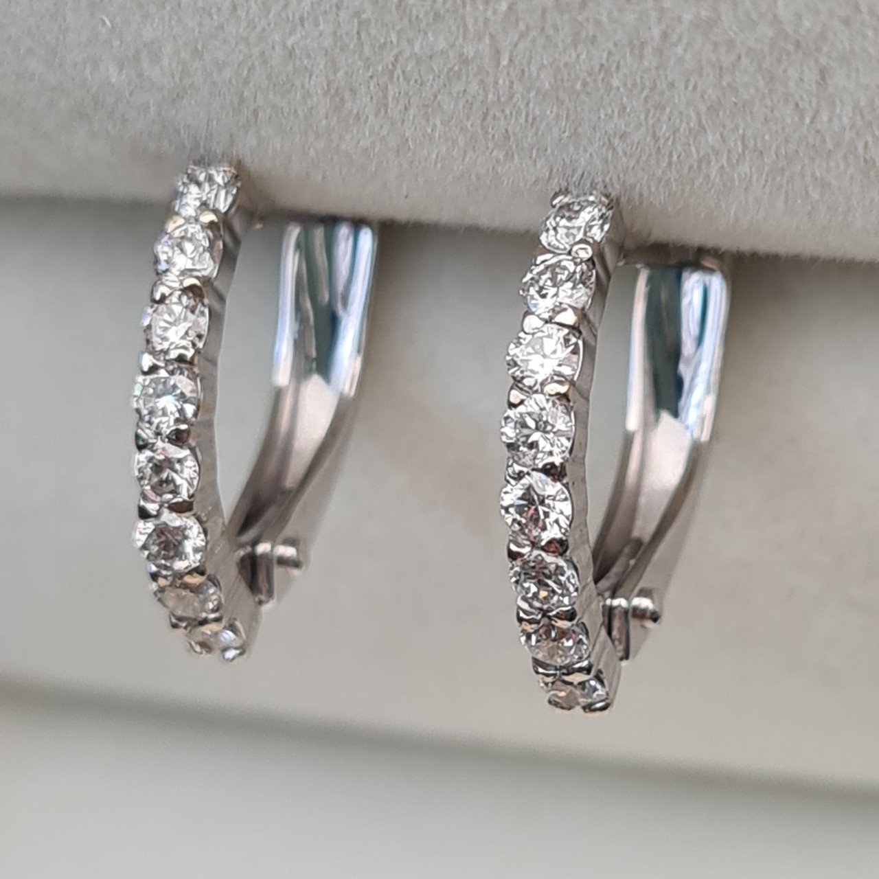 Серьги Deimantas 93722618 1,59гр 0,40ct. купить,NaN