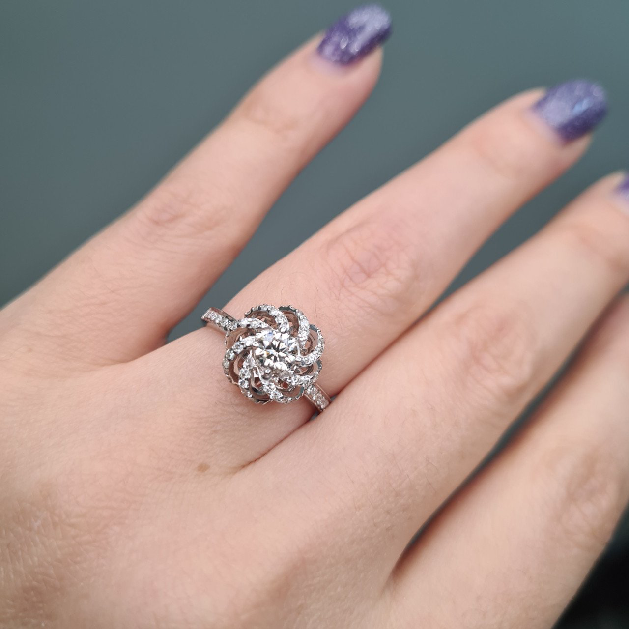 Кольцо Deimantas 95968460 17р 3,55гр 0,80ct. купить,NaN