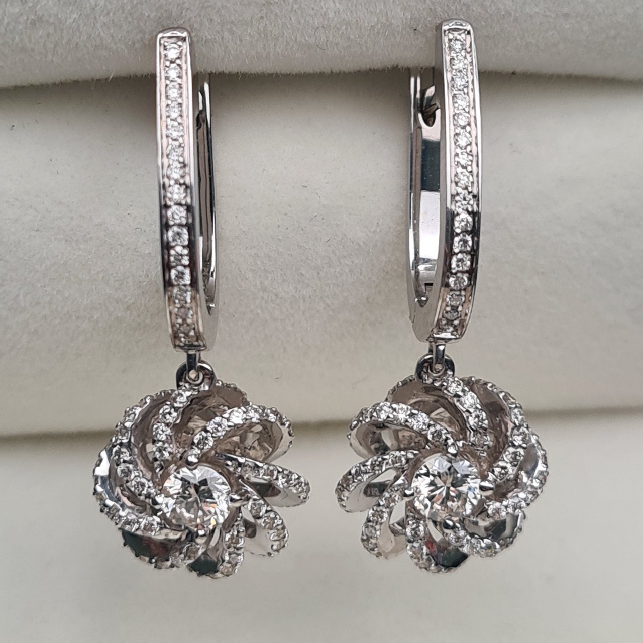 Серьги Deimantas 95968462 6,72гр 1,38ct. купить,NaN