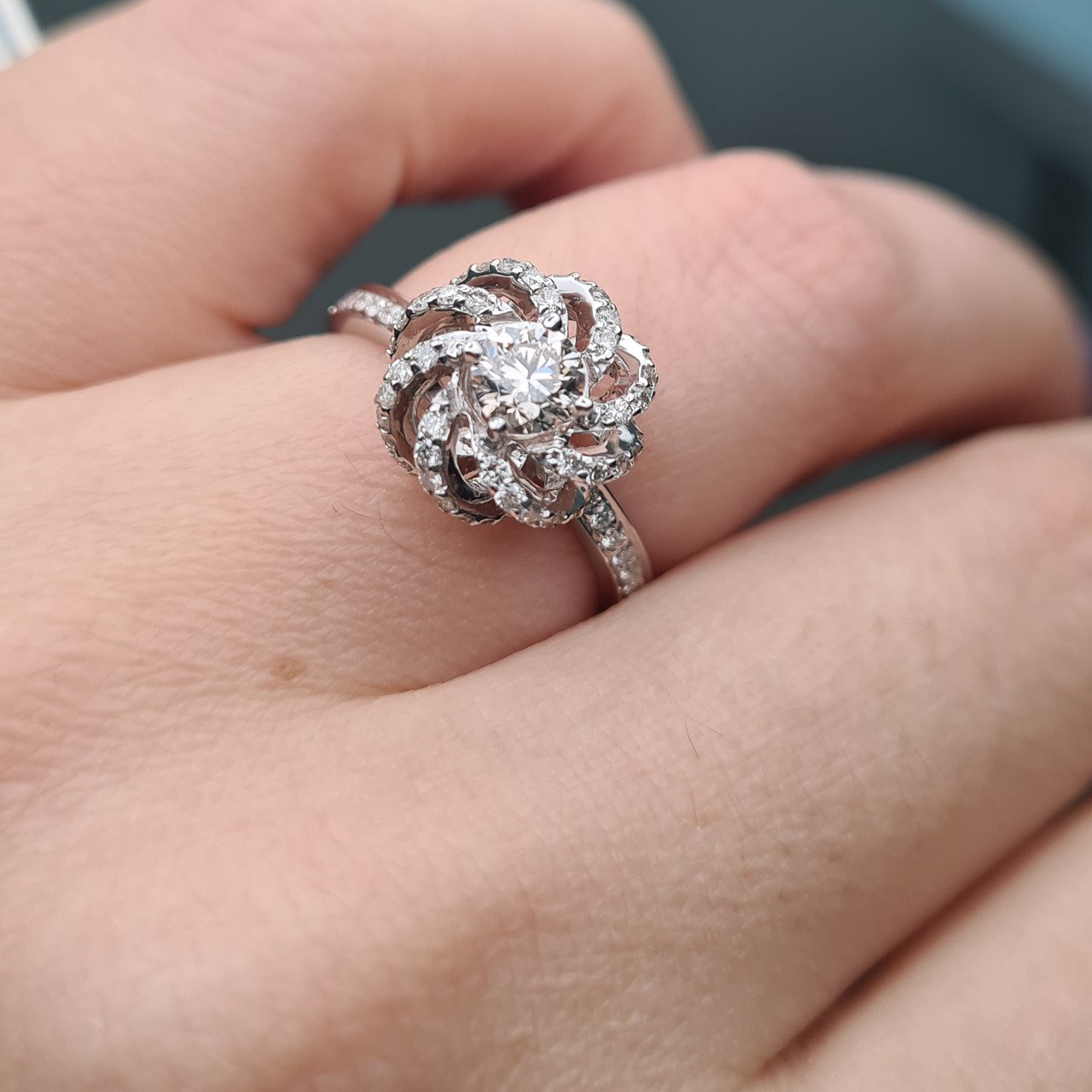 Кольцо Deimantas 95968460 17р 3,55гр 0,80ct. купить,NaN