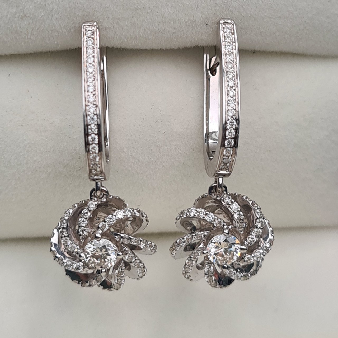Серьги Deimantas 95968462 6,72гр 1,38ct. купить,NaN