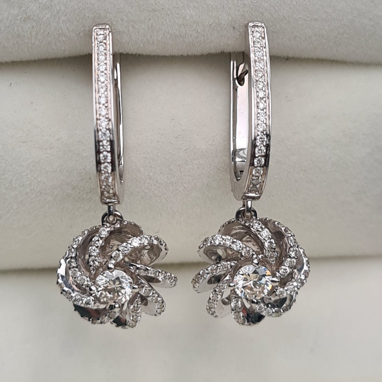 Серьги Deimantas 95968462 6,72гр 1,38ct. купить,NaN