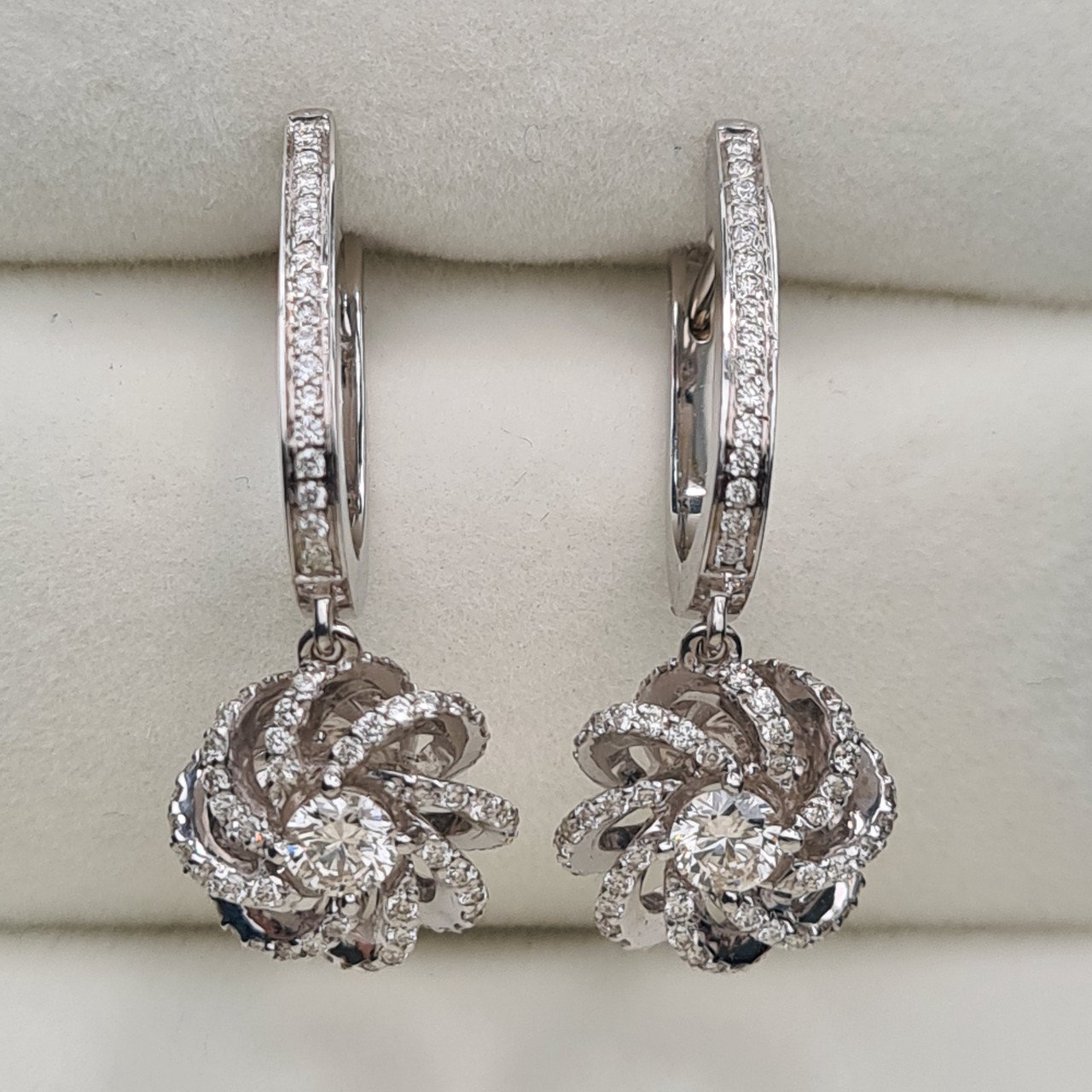 Серьги Deimantas 95968462 6,72гр 1,38ct. купить,NaN