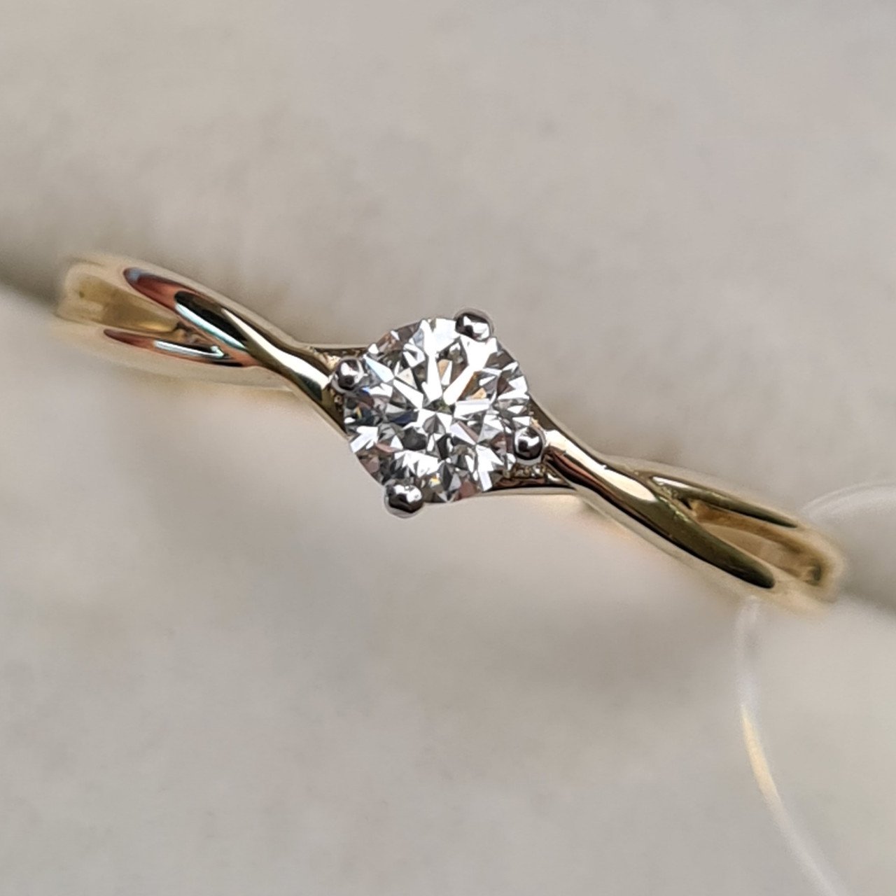 Кольцо Deimantas 98167412 16р 1,48гр 0,198ct. купить,NaN