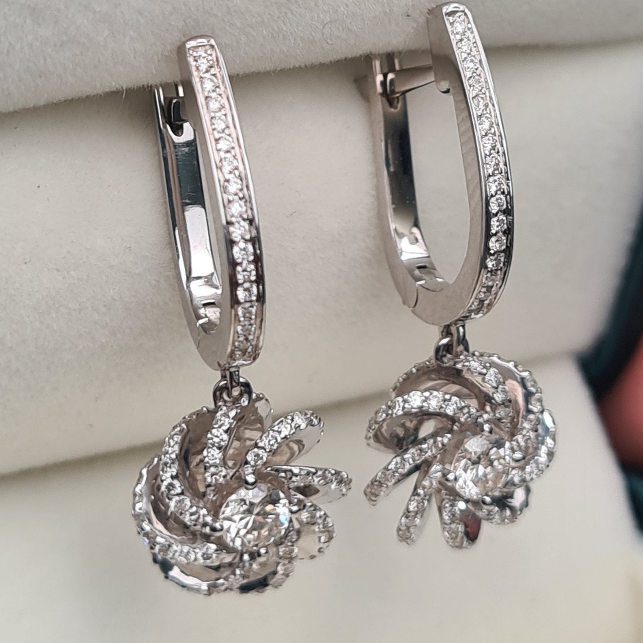 Серьги Deimantas 95968462 6,72гр 1,38ct. купить,NaN