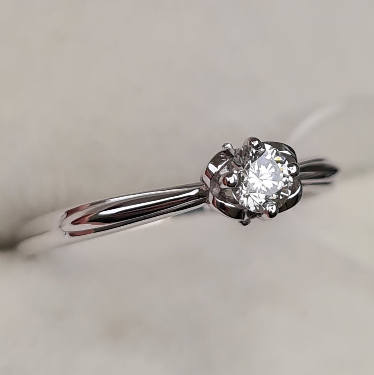 Кольцо Deimantas 98167447 17р 1,41гр 0,20ct. купить,NaN